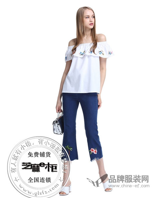 夏天穿芝麻e柜的衣服 做一个纯洁美好的白衣少女